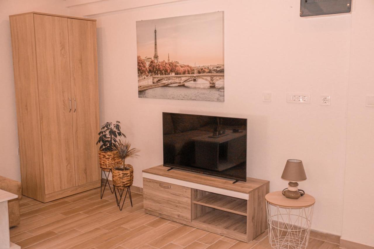 Apartmani Dumezic Bar Εξωτερικό φωτογραφία