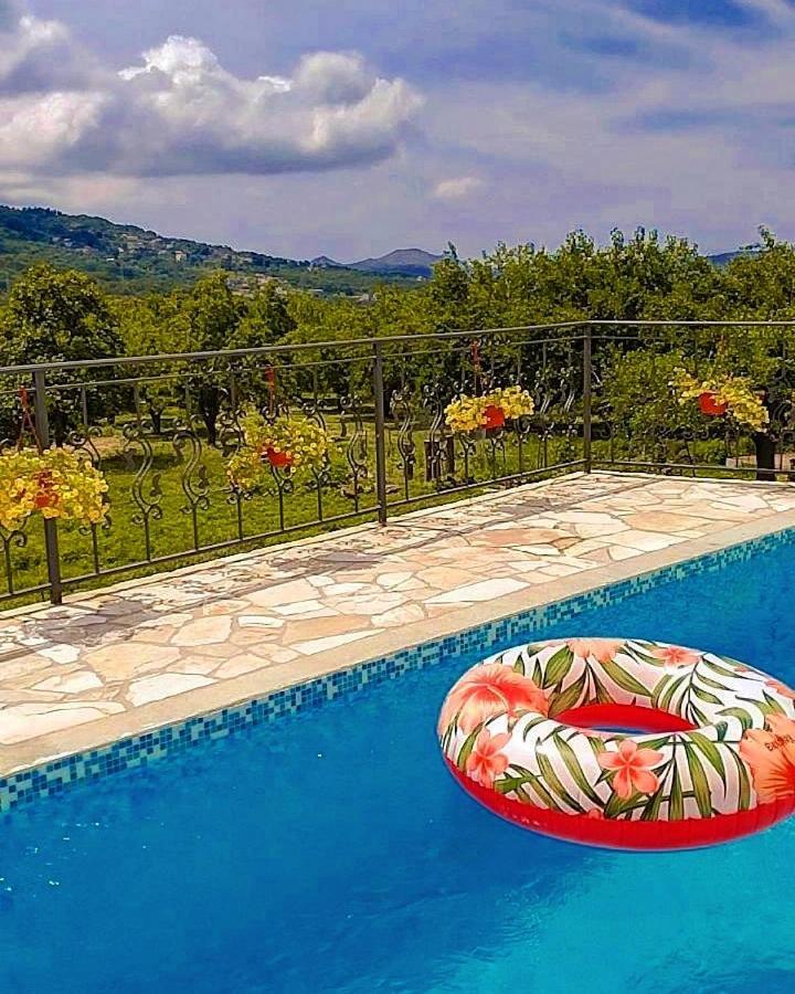 Apartmani Dumezic Bar Δωμάτιο φωτογραφία