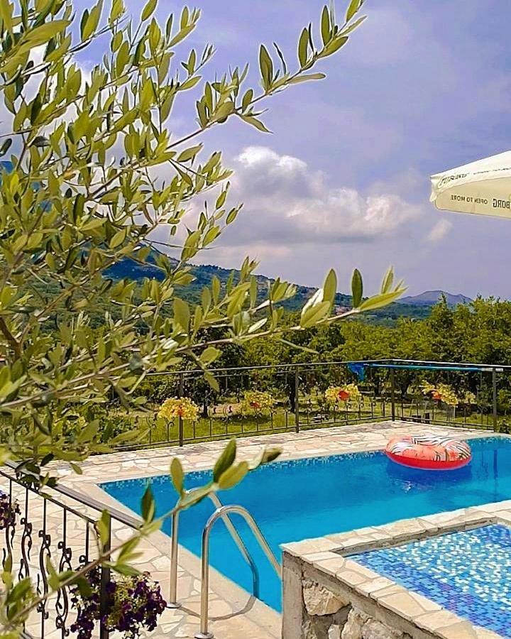 Apartmani Dumezic Bar Δωμάτιο φωτογραφία