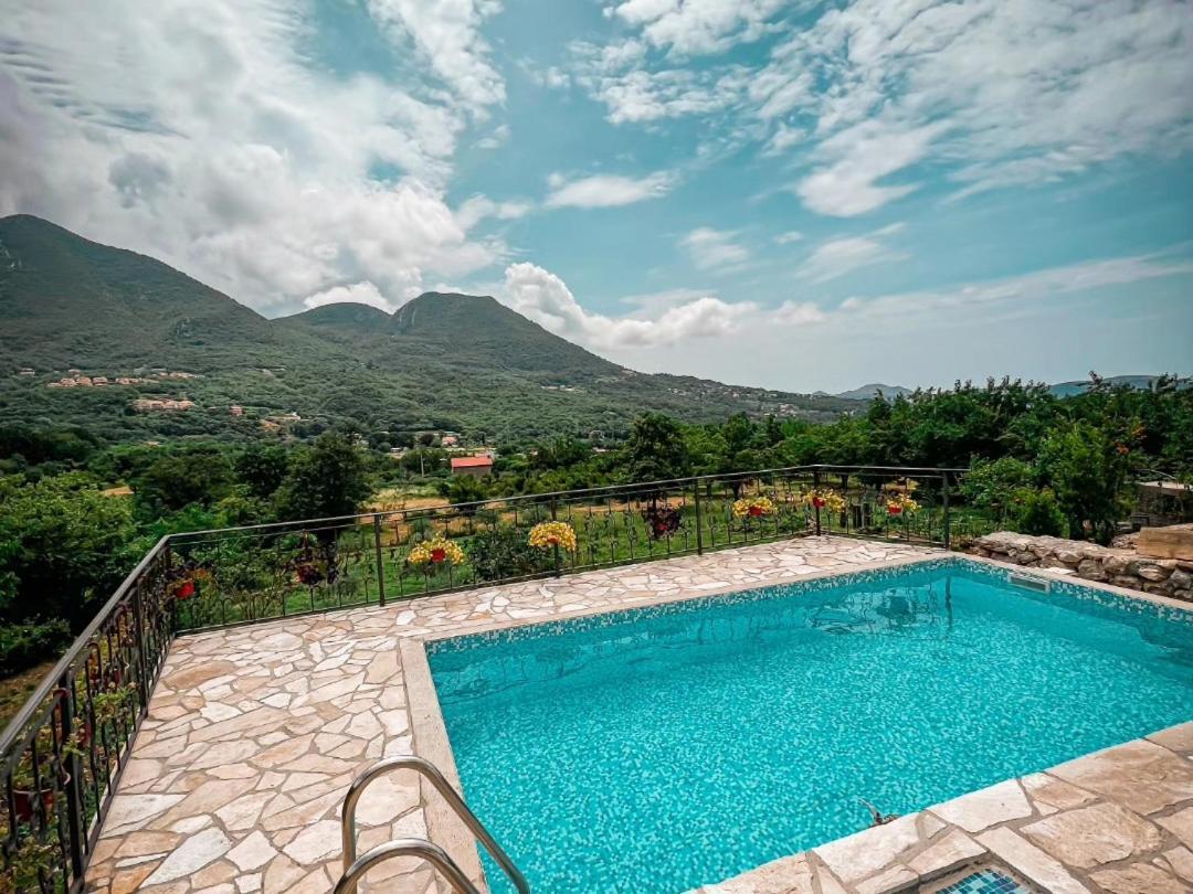 Apartmani Dumezic Bar Δωμάτιο φωτογραφία