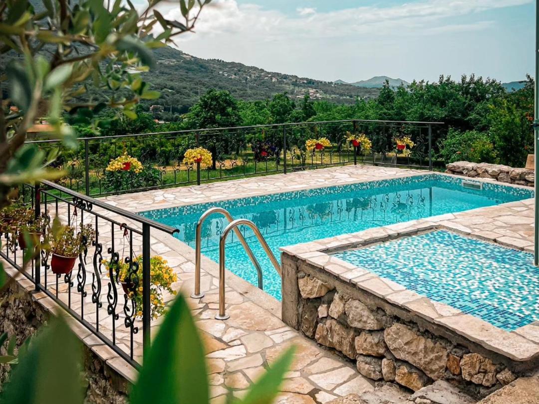 Apartmani Dumezic Bar Δωμάτιο φωτογραφία
